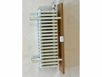 Zehnder - charlton - radiator (380x800 mm) 747 watt - afbeelding 2 van  4