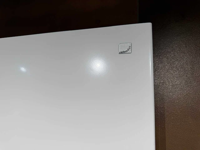 Zehnder - fina lean bar e - designradiator 60 x 180 cm - afbeelding 5 van  8