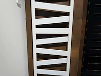 Zehnder - ribbon e - designradiator 50 x 182 cm - afbeelding 3 van  6