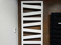 Zehnder - ribbon e - designradiator 50 x 182 cm - afbeelding 4 van  6