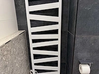 Zehnder - ribbon e - designradiator 50 x 182 cm - afbeelding 3 van  6