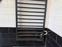 Zehnder - subway e - designradiator 60 x 155 cm - afbeelding 3 van  7