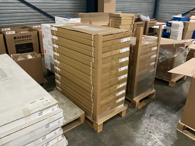 Zehnder aura 50x98x4cm designradiator (18x) - afbeelding 2 van  4