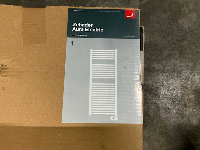 Zehnder aura 60x154x4cm electrische designradiator (8x) - afbeelding 2 van  4