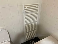 Zehnder aura e designradiator - afbeelding 1 van  4