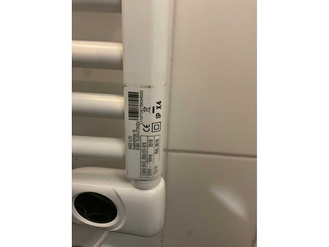 Zehnder aura e designradiator - afbeelding 4 van  4