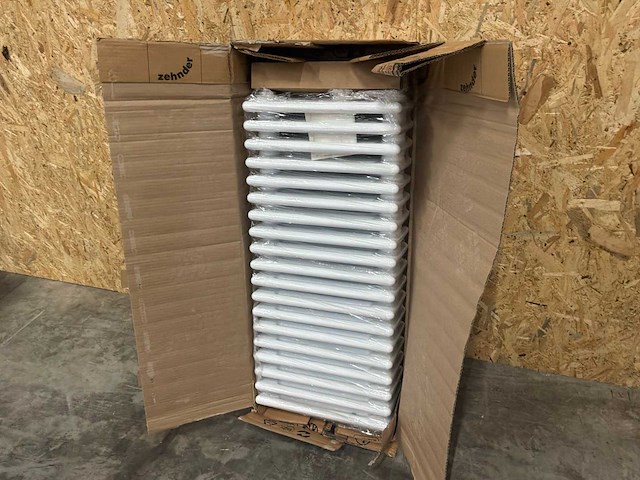 Zehnder charleston asv131 designradiator - afbeelding 2 van  5