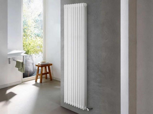 Zehnder charleston designradiator 3-koloms 220cm ral9016 - afbeelding 1 van  8