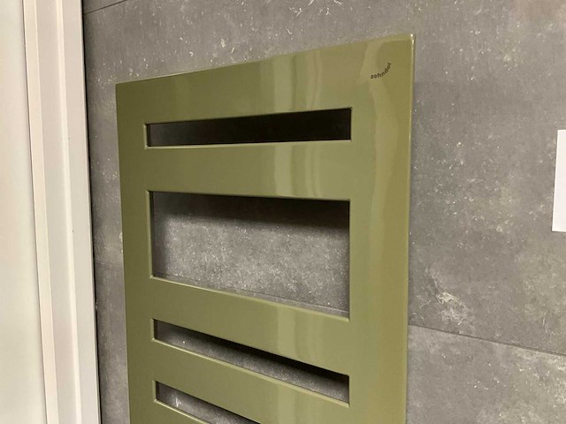 Zehnder metropolitan designradiator - afbeelding 3 van  7