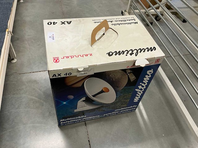 Zehnder multimo ax 40-30 tafel schotelantenne - afbeelding 1 van  4