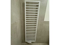 Zehnder subway decorradiator 1549x600 772w - afbeelding 1 van  4