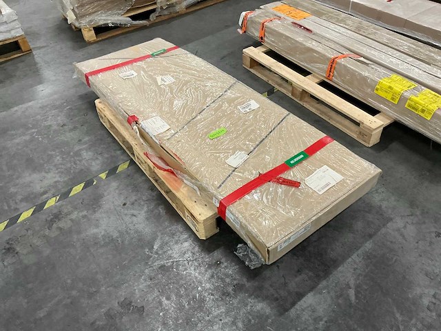 Zehnder subway designradiator 1876x600mm - afbeelding 4 van  6