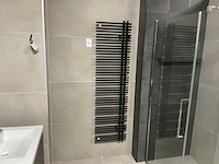 Zehnder yucca asymmetrische designradiator - afbeelding 1 van  3