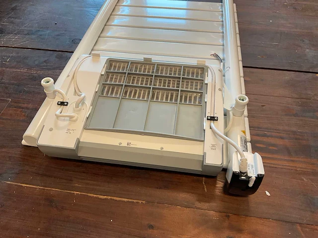 Zehner - elektrische radiator met handdoekdroger - afbeelding 3 van  9