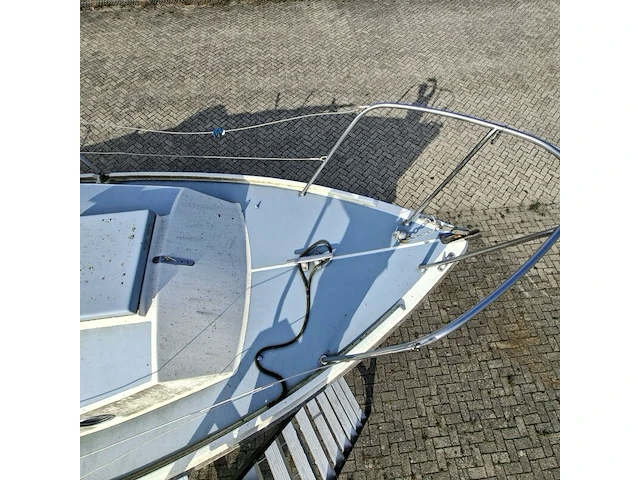 Zeilboot zonder mast, 2002 - afbeelding 35 van  38