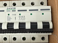 Zekeringsautomaten 63 amp 3x - afbeelding 2 van  3