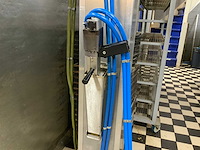 Zela 500 bakplaten invetspuit inclusief spuitpistool, drumvat en airpress compressor - afbeelding 7 van  8
