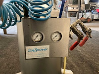 Zela blikkenspuit machine - afbeelding 7 van  9