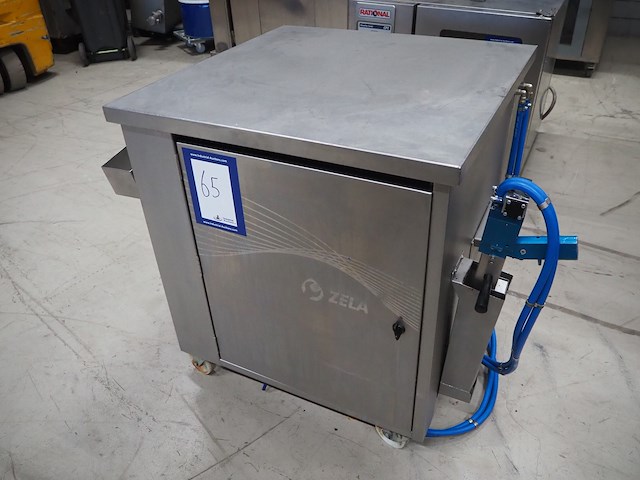 Zela - afbeelding 1 van  9