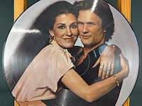 Zeldzame amerikaanse picture disc lp van het album natural act van het muzikale duo kris kristofferson en rita coolidge uit 1979, uitgebracht op a&m records (catalogusnummer pr-4690) - afbeelding 3 van  4