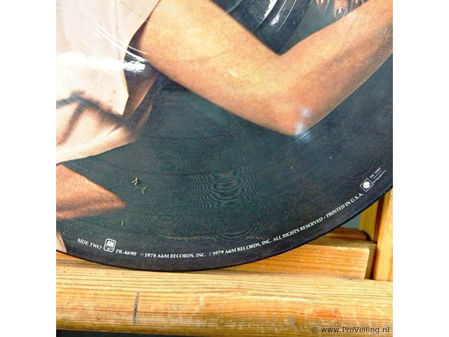 Zeldzame amerikaanse picture disc lp van het album natural act van het muzikale duo kris kristofferson en rita coolidge uit 1979, uitgebracht op a&m records (catalogusnummer pr-4690) - afbeelding 4 van  4