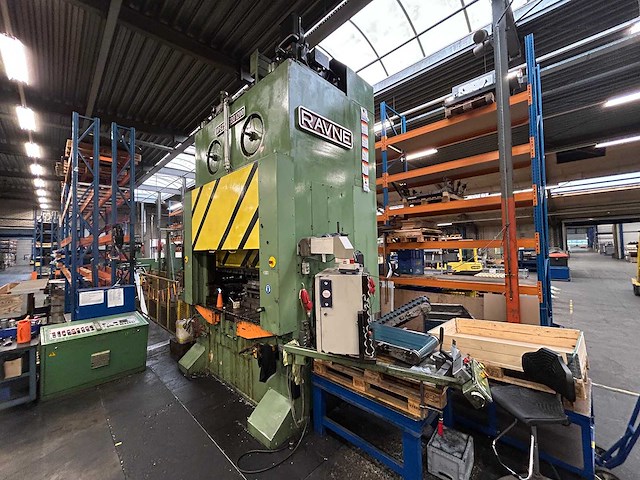 Zelezarna ravne - 1990 - vps 250-600-1200 - hydraulische pers - afbeelding 12 van  78
