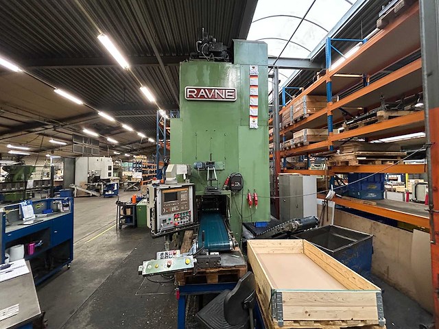Zelezarna ravne - 1990 - vps 250-600-1200 - hydraulische pers - afbeelding 23 van  78