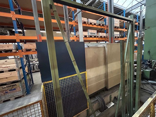 Zelezarna ravne - 1990 - vps 250-600-1200 - hydraulische pers - afbeelding 51 van  78