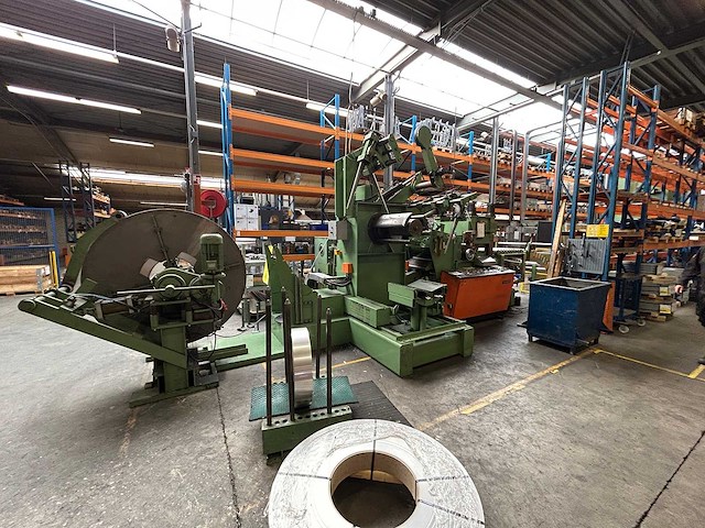 Zelezarna ravne - 1990 - vps 250-600-1200 - hydraulische pers - afbeelding 70 van  78