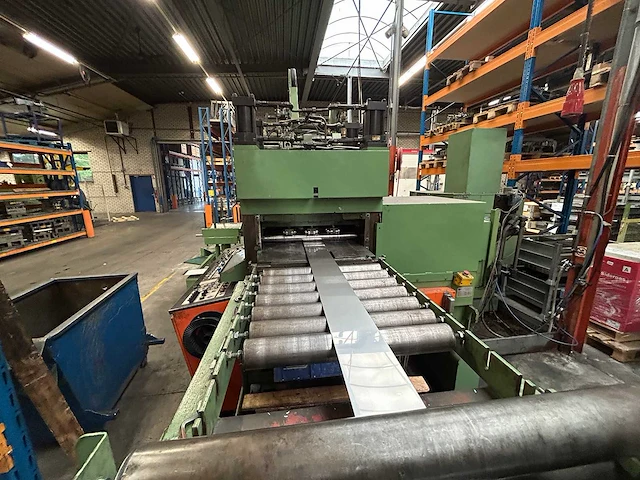 Zelezarna ravne - 1990 - vps 250-600-1200 - hydraulische pers - afbeelding 47 van  86