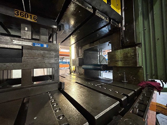 Zelezarna ravne - 1990 - vps 250-600-1200 - hydraulische pers - afbeelding 14 van  28