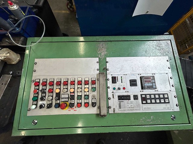 Zelezarna ravne - 1990 - vps 250-600-1200 - hydraulische pers - afbeelding 17 van  28