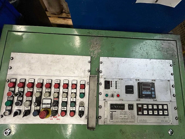 Zelezarna ravne - 1990 - vps 250-600-1200 - hydraulische pers - afbeelding 6 van  86