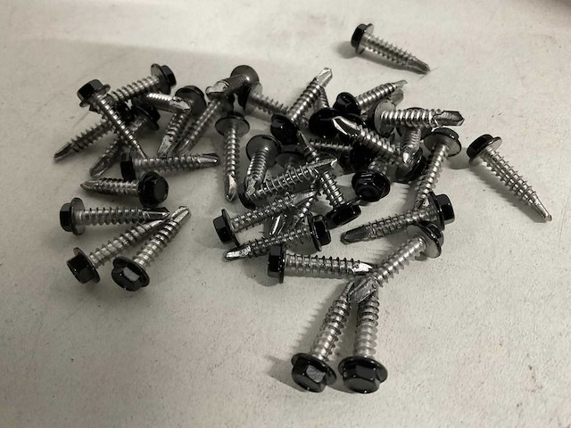 Zelfborende schroeven zeskant 3.9x19 mm (9500x) - afbeelding 2 van  2