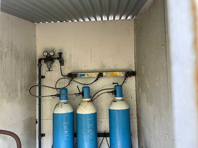 Zelfbouw gasfles opslag - afbeelding 8 van  13
