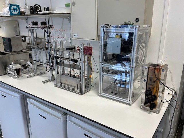 Zelfbouw laboratoriumtestopstelling - afbeelding 1 van  9