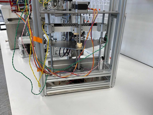 Zelfbouw laboratoriumtestopstelling - afbeelding 9 van  9