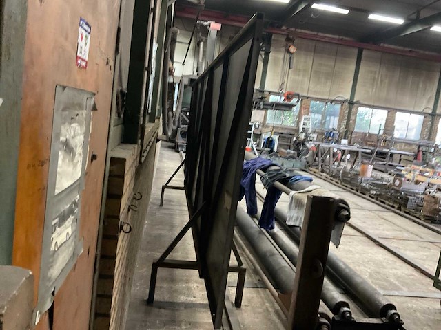 Zelfbouw lasscherm - afbeelding 2 van  6