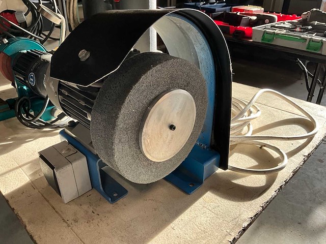 Zelfbouw polijstmachine - afbeelding 1 van  3