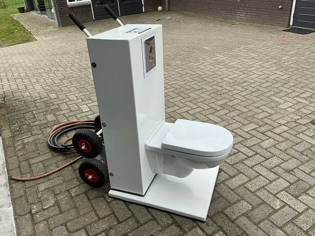Zelfbouw toilet met vermaler - afbeelding 9 van  13