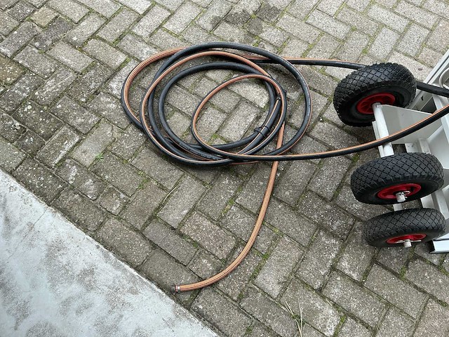 Zelfbouw toilet met vermaler - afbeelding 11 van  13