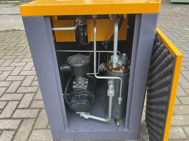 Zelfir am-10hp schroefcompressor - afbeelding 1 van  22