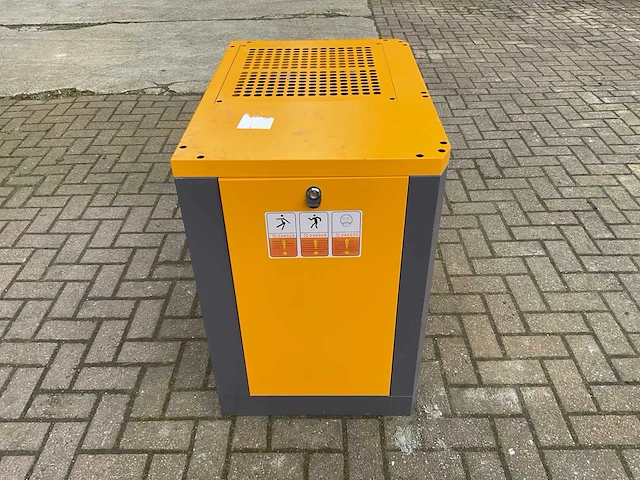 Zelfir am-10hp schroefcompressor - afbeelding 17 van  22