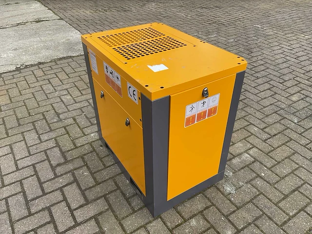 Zelfir am-10hp schroefcompressor - afbeelding 18 van  22