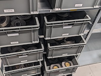 Zelfklevende etiketeer machine, krones, autocol 747-648, 2002 - afbeelding 17 van  39