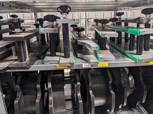 Zelfklevende etiketeer machine, krones, autocol 747-648, 2002 - afbeelding 22 van  39