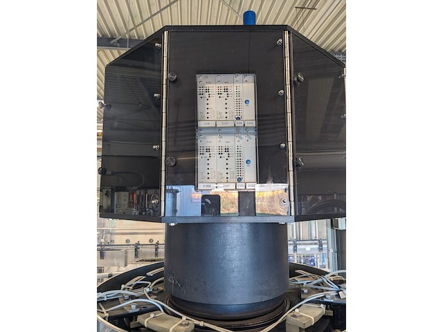 Zelfklevende etiketeer machine, krones, autocol 747-648, 2002 - afbeelding 38 van  39