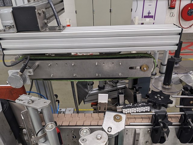 Zelfklevende etiketeer machine, simac, kelly - afbeelding 4 van  14