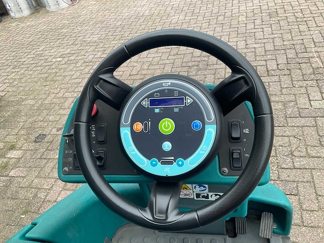 Zelfrijdende schrob/veegmachine - afbeelding 3 van  4