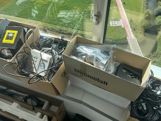 Zelfservice kiosken en onderdelen - afbeelding 3 van  20